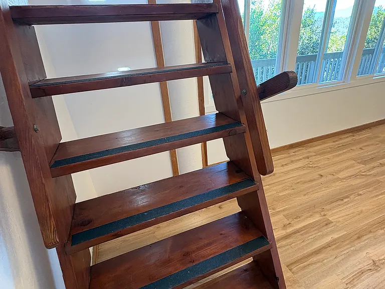 858 Marin Dr — Photo 35