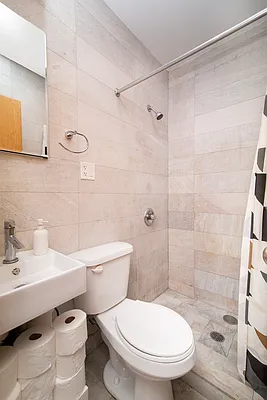 Rented by REAL New York | media 12