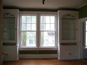 4th image of 208 Hillside Ave