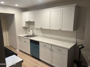 16 Pine Cluster Cir UNIT E, Manalapan, NJ 07726