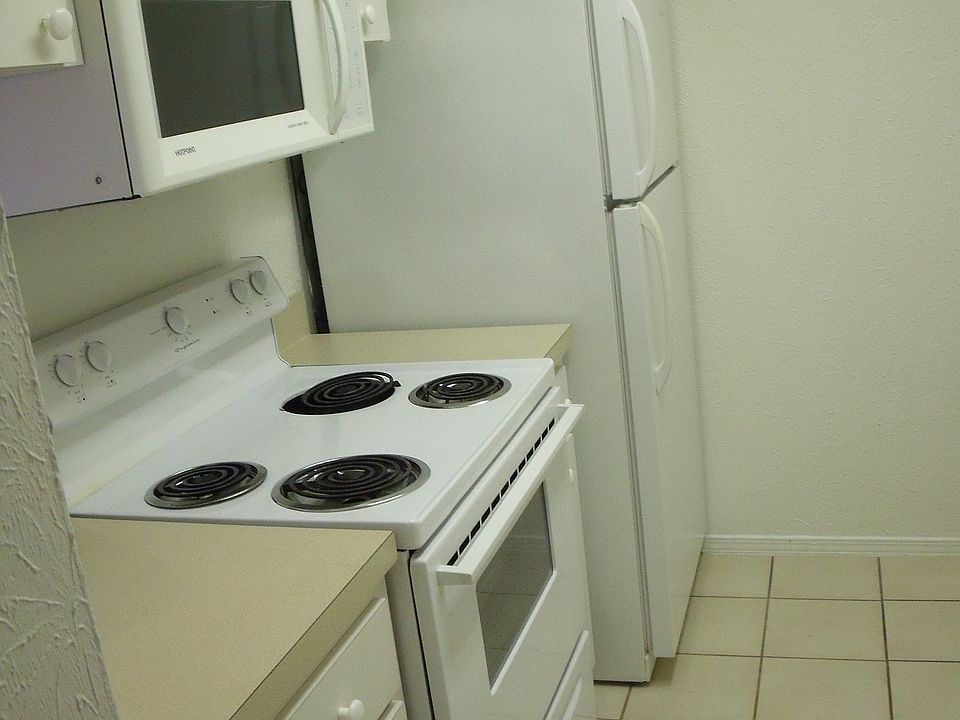 1st image of 115 S Lois Ave APT 201