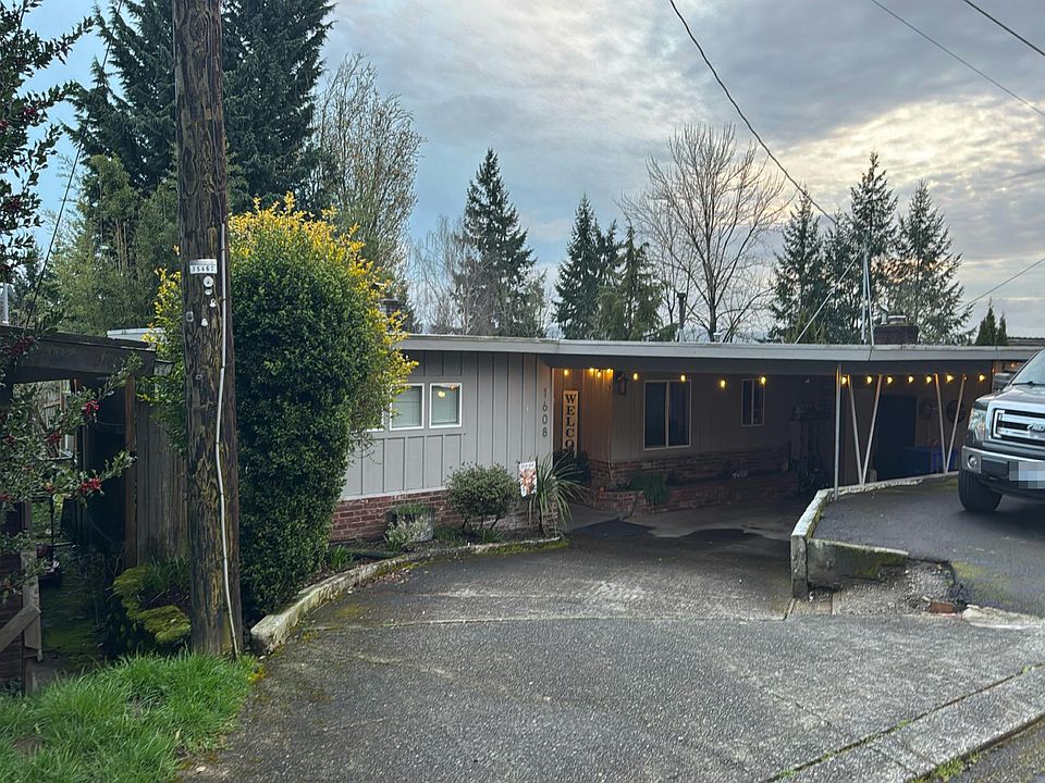 1st image of 1608 Cowlitz Way