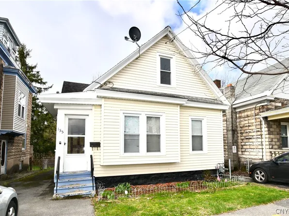 155 Griffiths St, Syracuse, NY 13208