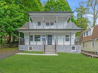 162 Lakeside Blvd, Hopatcong, NJ 07843