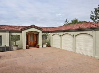 17 Kite Hill Rd, Santa Cruz, CA 95060