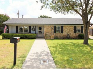 110 Mockingbird Ln, Hillsboro, TX 76645