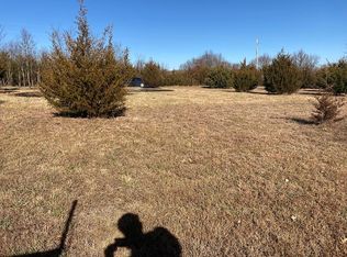 34 Meadowbrook Dr, Linn Valley, KS 66040