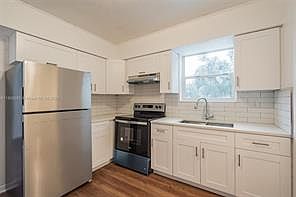 4th image of 2401 NW 207th St