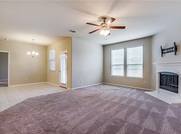 5th image of 1117 Lake Meadow Ln