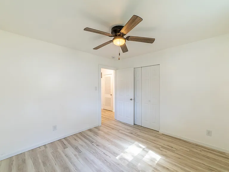 4154 W 23rd Ave — Photo 21