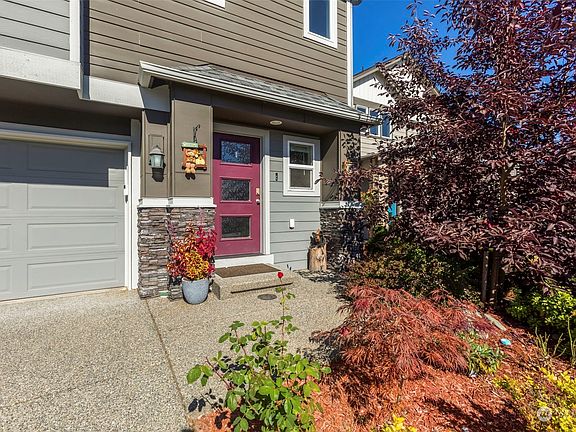 2nd image of 8829 54th Street NE