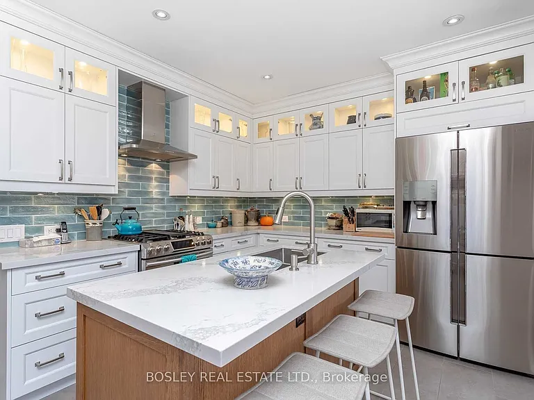 774 Gladstone Ave — Photo 7