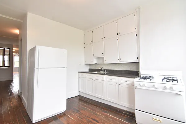 Rented by Corcoran | media 1