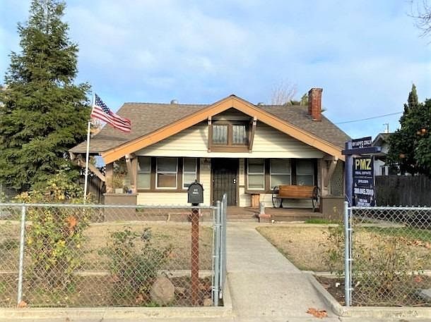 1st image of 329 Davitt Ave