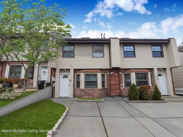 50 Hammock Ln, Staten Island, NY 10312