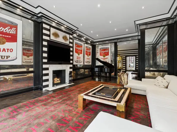 132 East 62nd Street TOWNHOUSE image 2 of 20