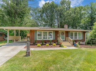 1112 Pender Ln, Greensboro, NC 27408