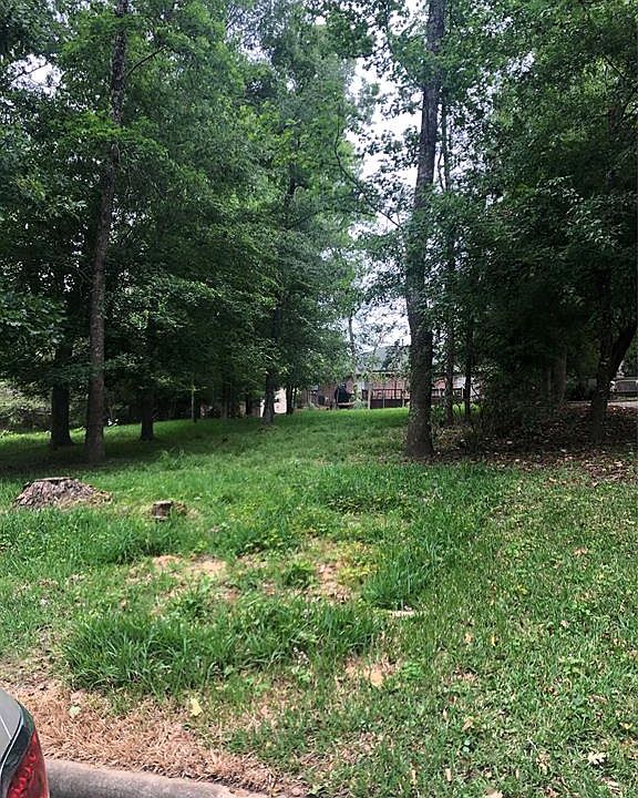 1st image of 1629 River Oaks Dr