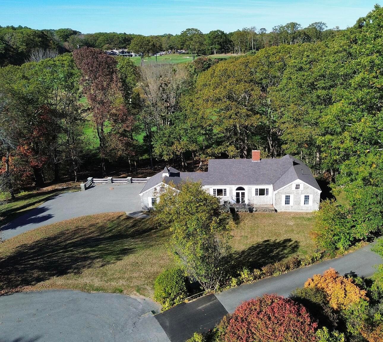 10 Pheasant Hill Road