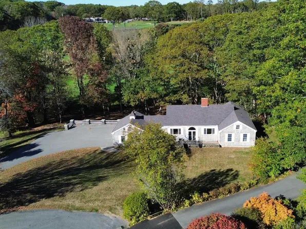 10 Pheasant Hill Road, Cape Elizabeth, ME 04107