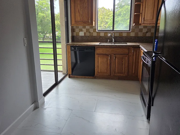5917 Via Vermilya #307 — Photo 11