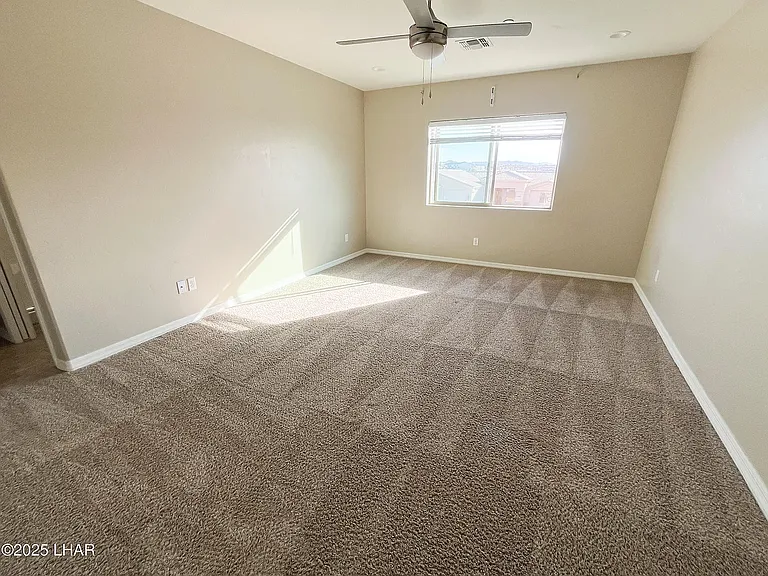 2831 Tonto Dr #B102 — Photo 6