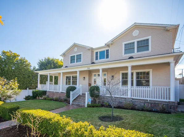 700 Adella Ln, Coronado, CA 92118