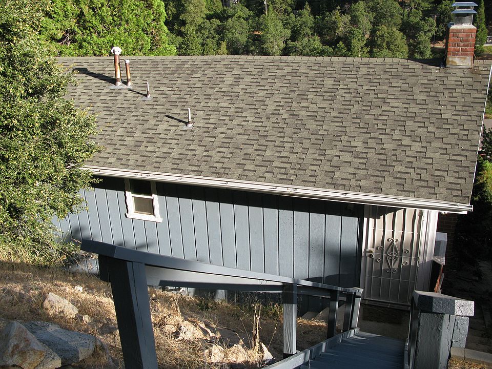 1st image of 450 Delle Dr