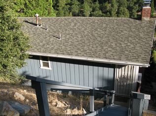 450 Delle Dr, Crestline, CA 92325