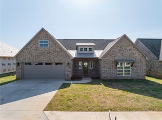 504 Waggoner Ln, Barling, AR 72923