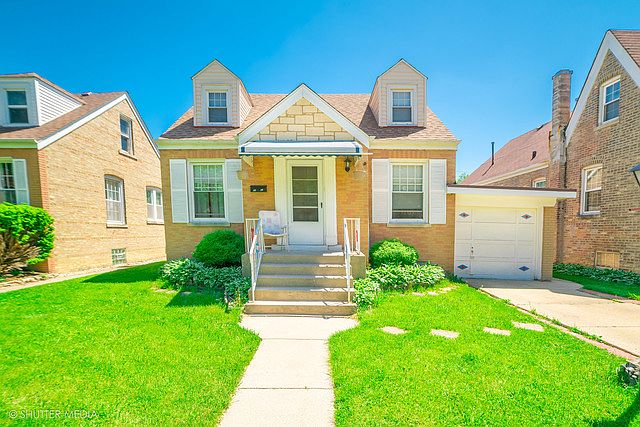 1st image of 2843 N Neenah Ave