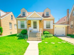 2843 N Neenah Ave, Chicago, IL 60634
