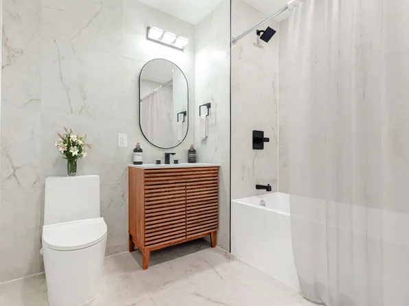 351 Melrose Street image 9 of 11