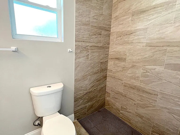 80 Buttonworth Dr #B — Photo 19