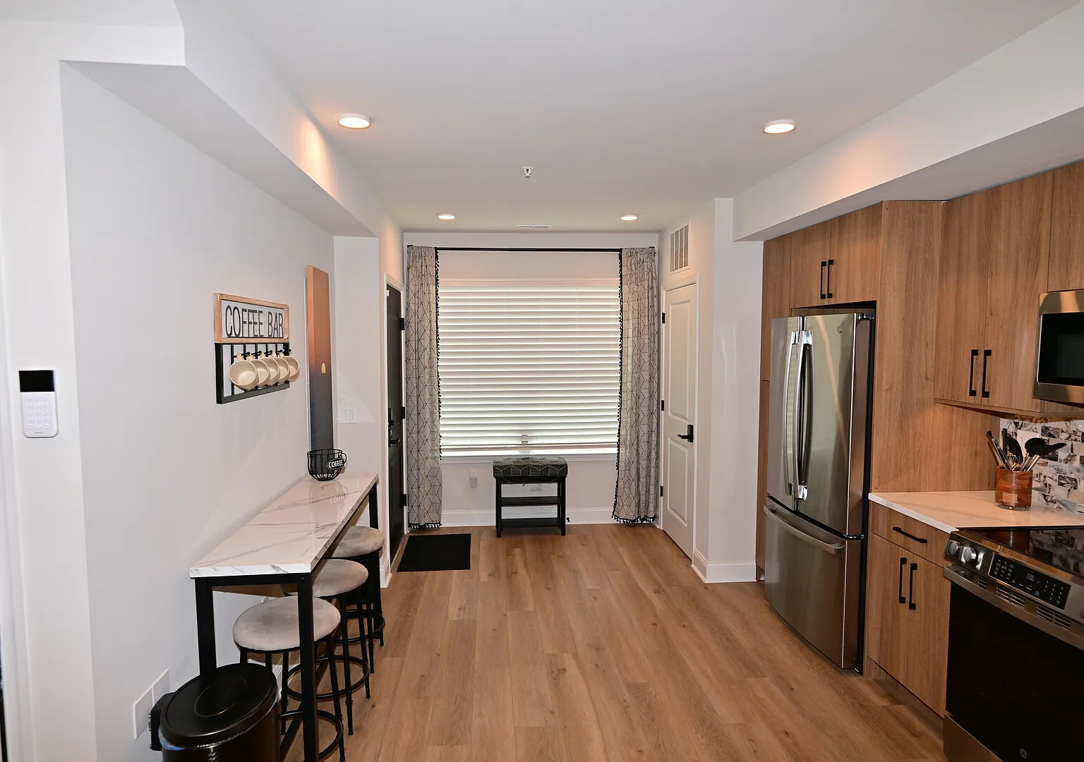 New Construction Condo/Townhome, 2 bedroom, 2 Bathroom , near City Ave — Photo 4