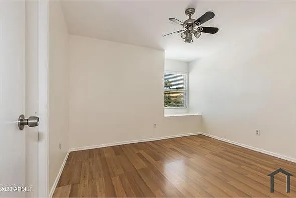 1925 E Rockwood Dr #1 — Photo 9