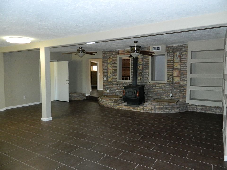 1st image of 11602 S 194th Dr