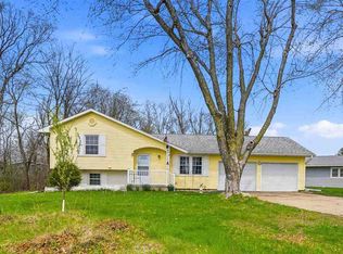 316 S Hill Ave, Columbus Junction, IA 52738
