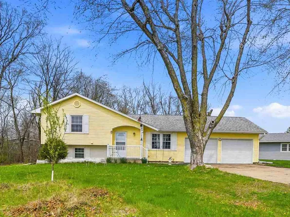 316 S Hill Ave, Columbus Junction, IA 52738