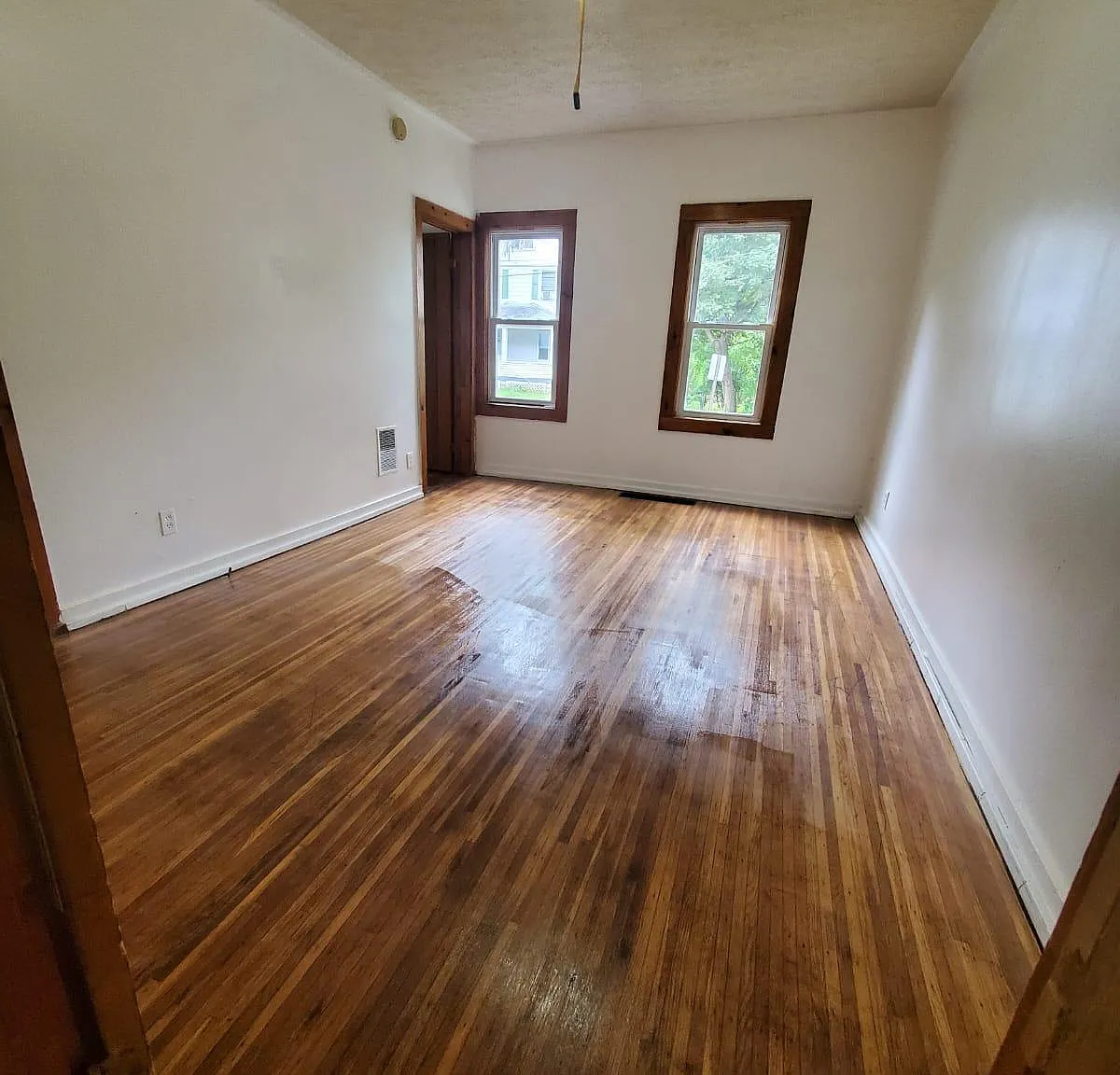 3 bed, 1722 sqft, $2,000 — Photo 2