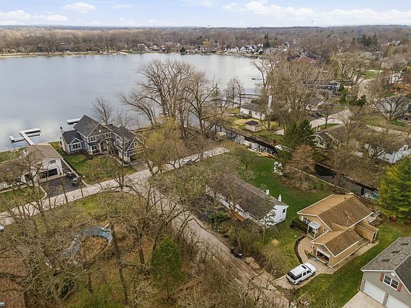 3rd image of 98 Cedar Dr