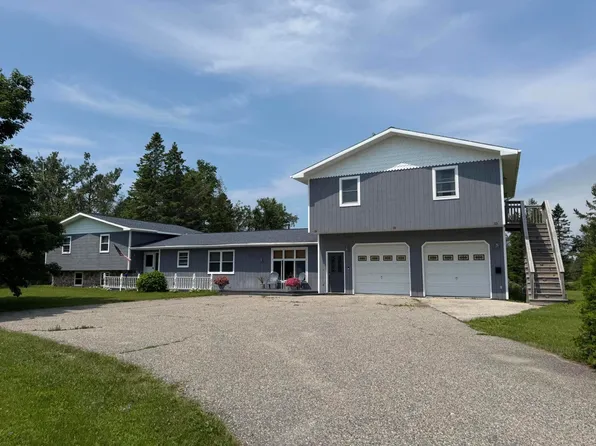 694 W Portage St, Saint Ignace, MI 49781