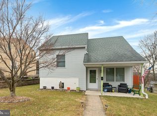8607 Sagamore Rd, Philadelphia, PA 19128