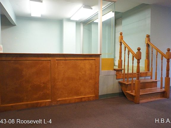 5th image of 14308 Roosevelt Ave Ste L4