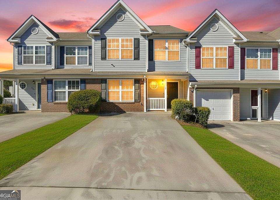 1st image of 460 Parkway Rd