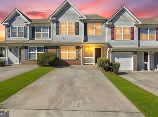 460 Parkway Rd, Union city, GA 30291