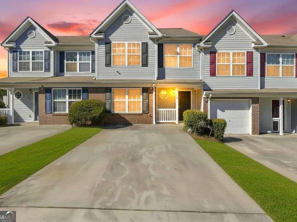 460 Parkway Rd, Union City, GA 30291