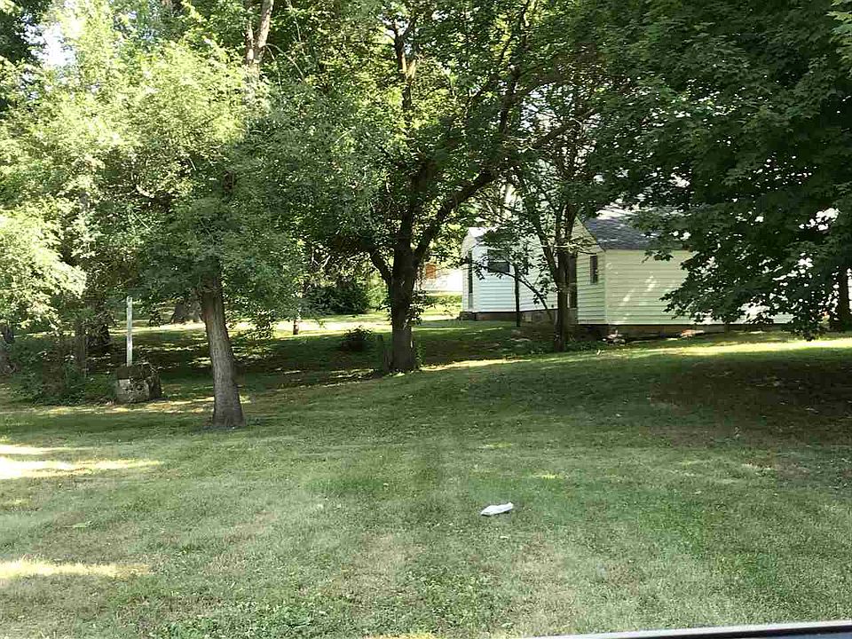 2nd image of 427 S Lambert St