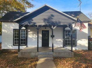 23 W Anderson Street, Aurora, MO 65605