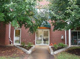 3243 S 92nd St UNIT 105, Milwaukee, WI 53227